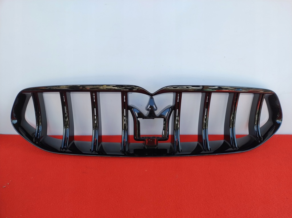 фото №1, Maserati grecale nowa оригінальна решітка радіатора 670170829 dom68r