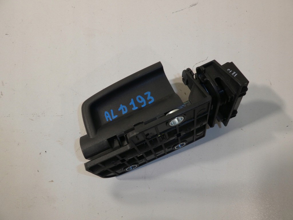 фото №1, Ручка внутренняя правый задняя vw sharan 7n0843642