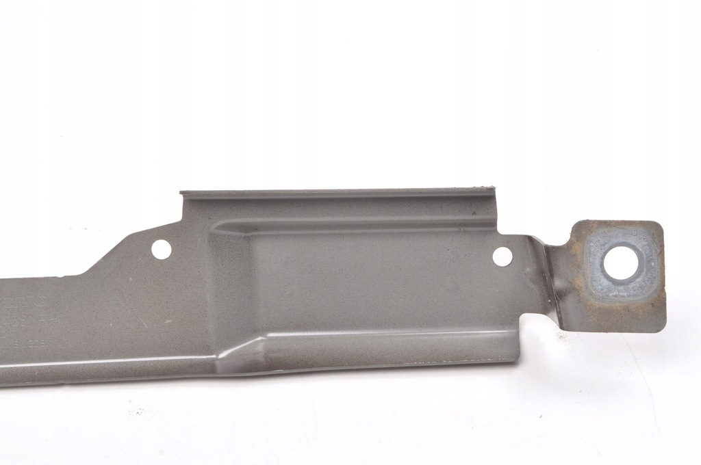 фото №7, Volvo xc60 ii кронштейн крила 31424581 праве