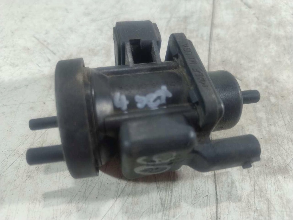 фото №5, Клапан вакууму mercedes w220 3.2 cdi a0005450427