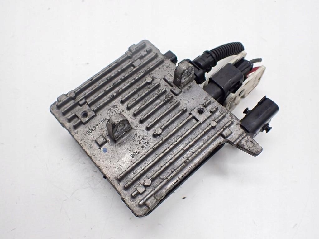 фото №1, Модуль блок керування підсилювача smart forfour ii 453