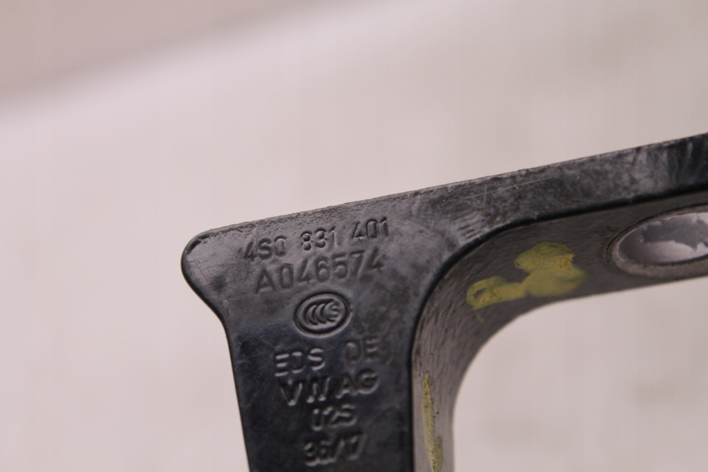 фото №3, Audi r8 4s петля дверь левый 4s0831401