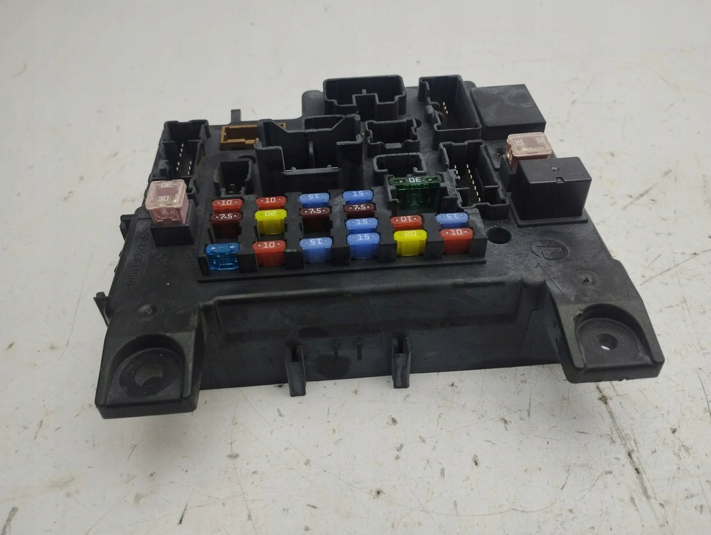 фото №6, Peugeot 4007 2009 коробка предохранителей