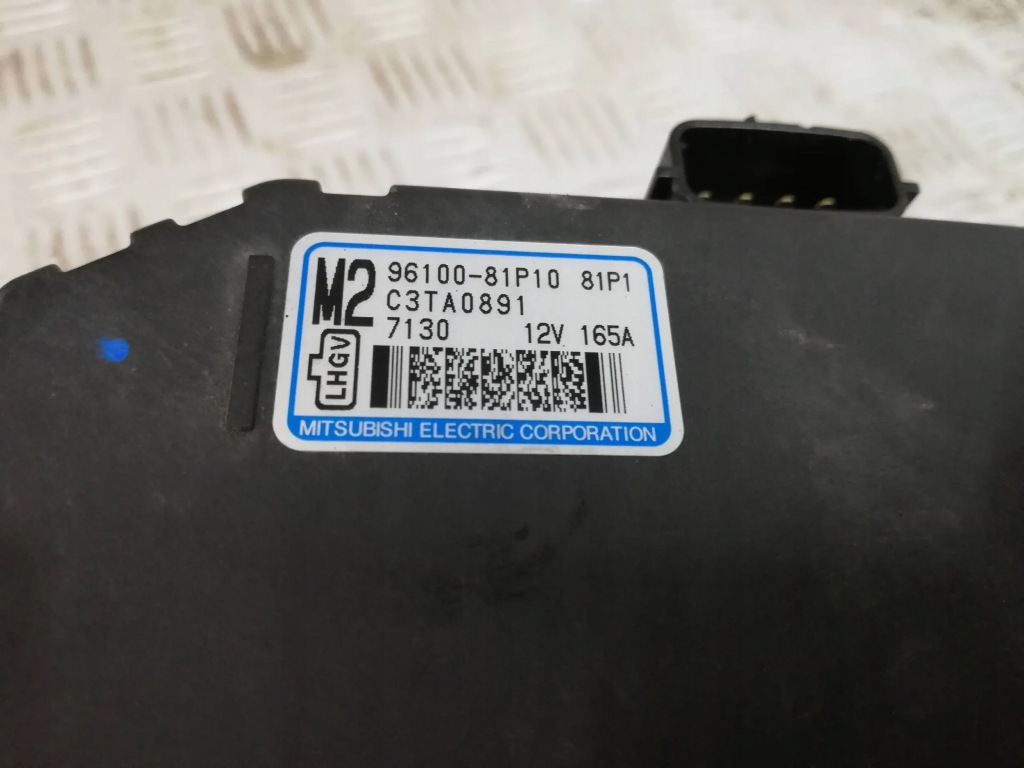 фото №2, Suzuki swift mk8 генератор