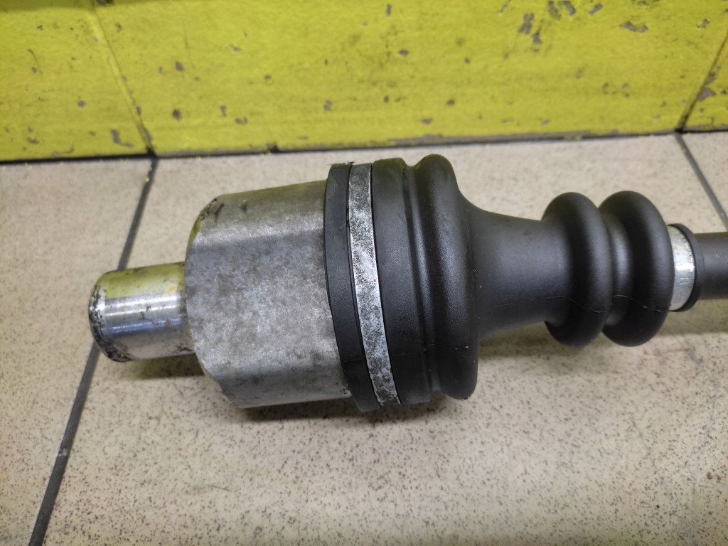 фото №2, Renault clio ii 1.5 dci приводной вал приводная правая