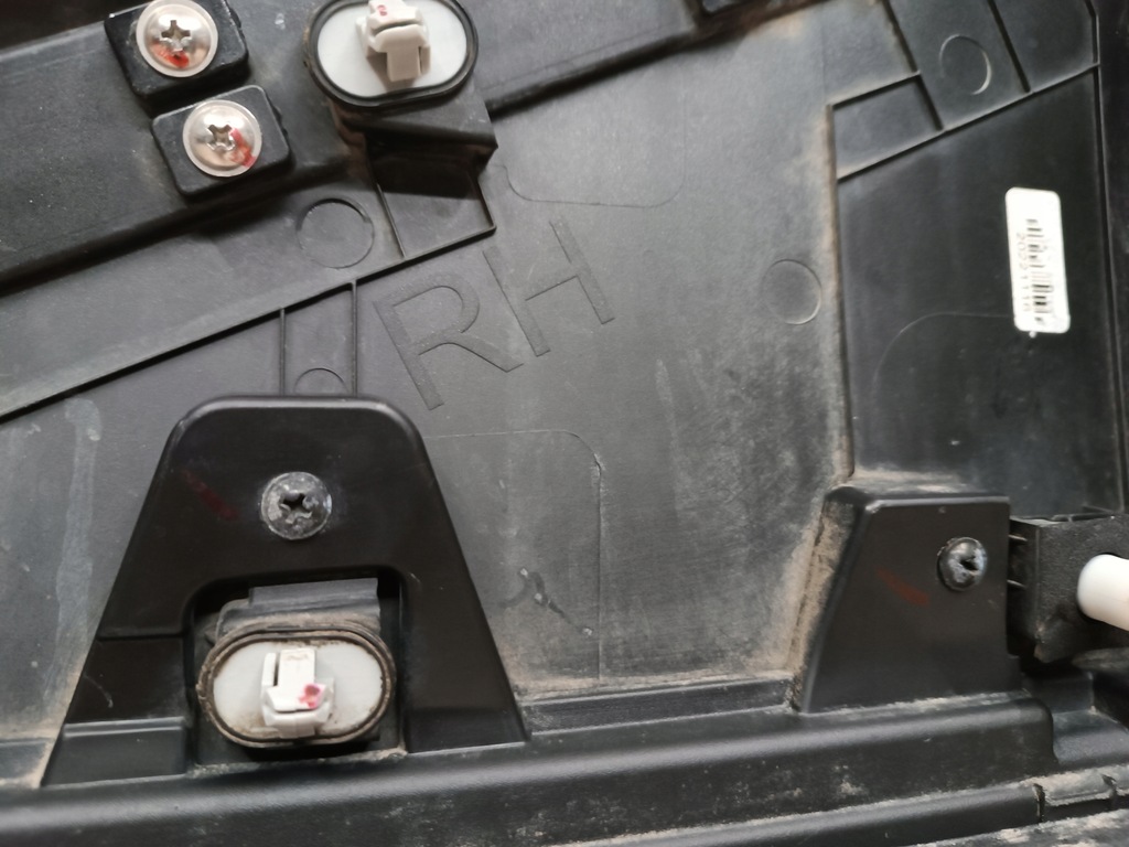 фото №7, Kia ev6 молдинг na двері праве задня задні 87734-cv100