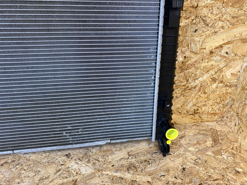 фото №5, Радіатор wody nissan note ii e12 1.5d 214103vd1a 2012-