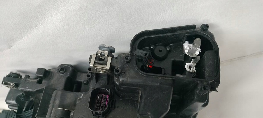 фото №13, Лампа передняя правая правый перед audi e-tron e tron q8 full led 4ke941040d