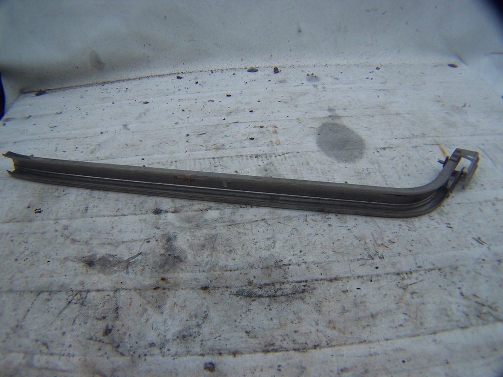 фото №1, Mazda 5 cw 10- направляющая дверь левая