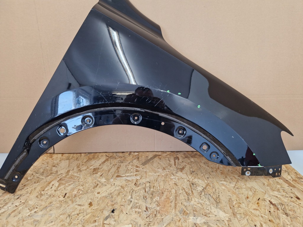 фото №4, Крила перед правий mg hs 18-