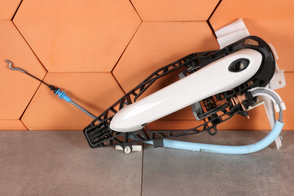 фото №1, Bmw 8' g14 g15 m8 f91 f92 ручка двері ліва keyless go 9881775