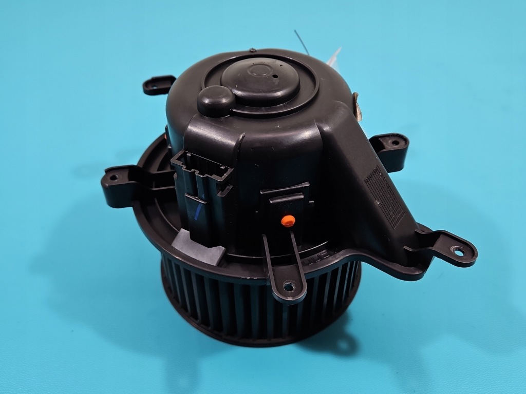 фото №1, Повітродувка обдув вентилятор peugeot 3008 i 09-16 europa