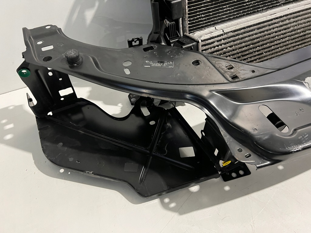 фото №4, Pas передний радиатор volvo s80 2.5b автоматическая коробка передач