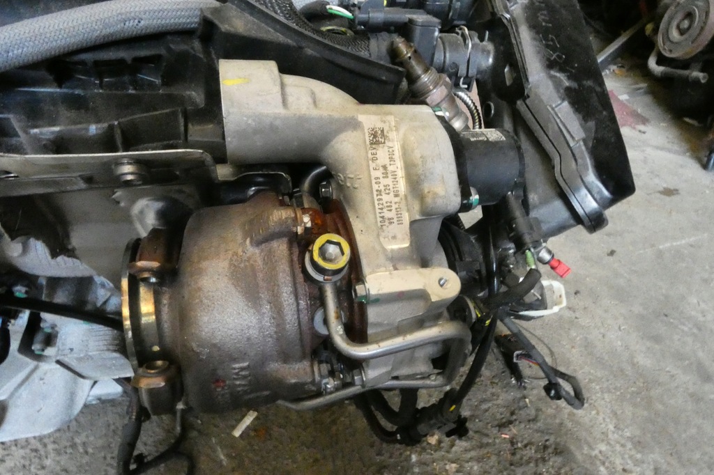 фото №6, Peugeot opel citroen ds 1.2 thp двигатель kompletny hn09