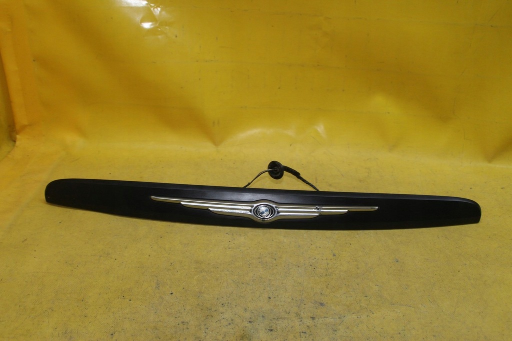 фото №1, Накладка кришки багажника pacifica i