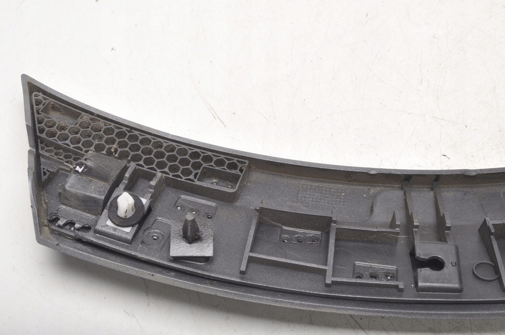 фото №8, Puma mk2 накладка молдинг крила лівий задня 22r