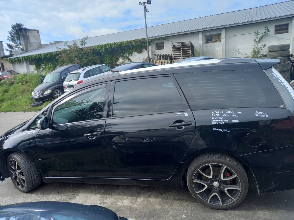 фото №14, Mitsubishi grandis двері лівий задня ліва задні x42