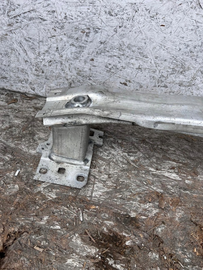 Audi a3 2013-19 rok 8v балка бампера перед Доставка