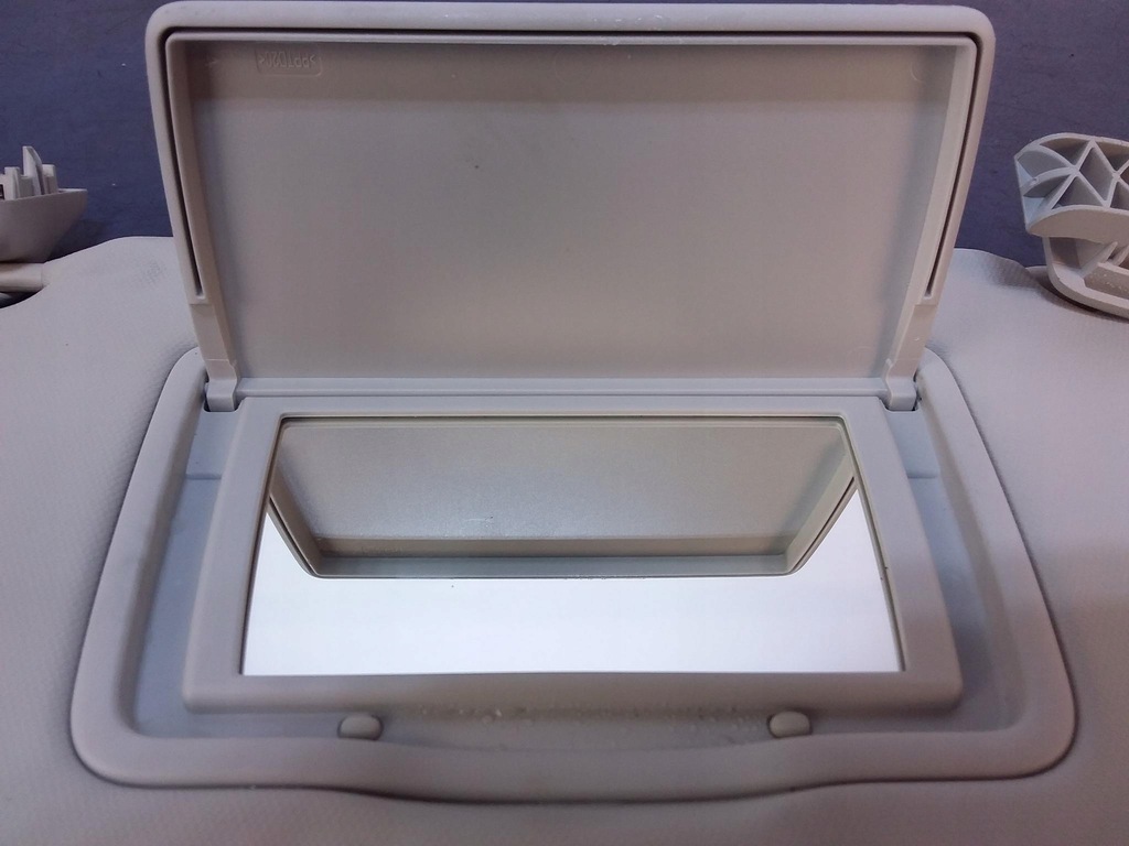 фото №3, Ford focus mk4 защита солнцезащитная правая