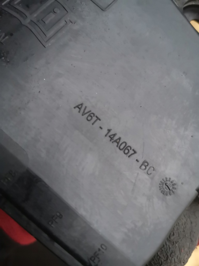 фото №4, Ford kuga mk2 клемма предохранитель av6t-14a067