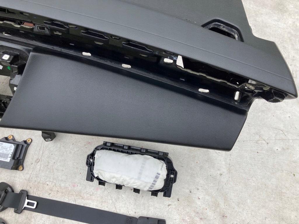 фото №8, Peugeot 308 t10 приборная панель приборная панель консоль подушки безопасности