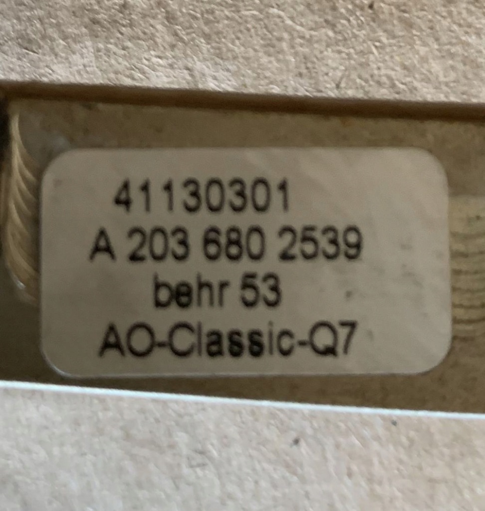 фото №12, Рамка с панель кондиционера. mercedes-benz w203. 2038300285