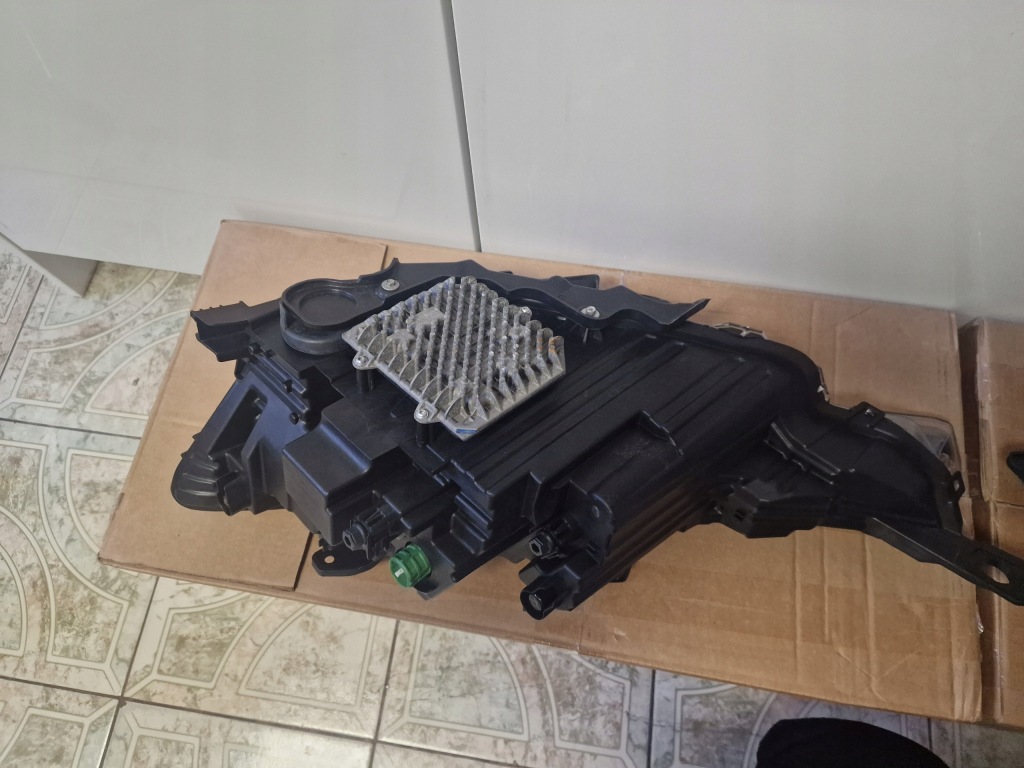 Купити Maserati levante full led європа  повний ліхтарі