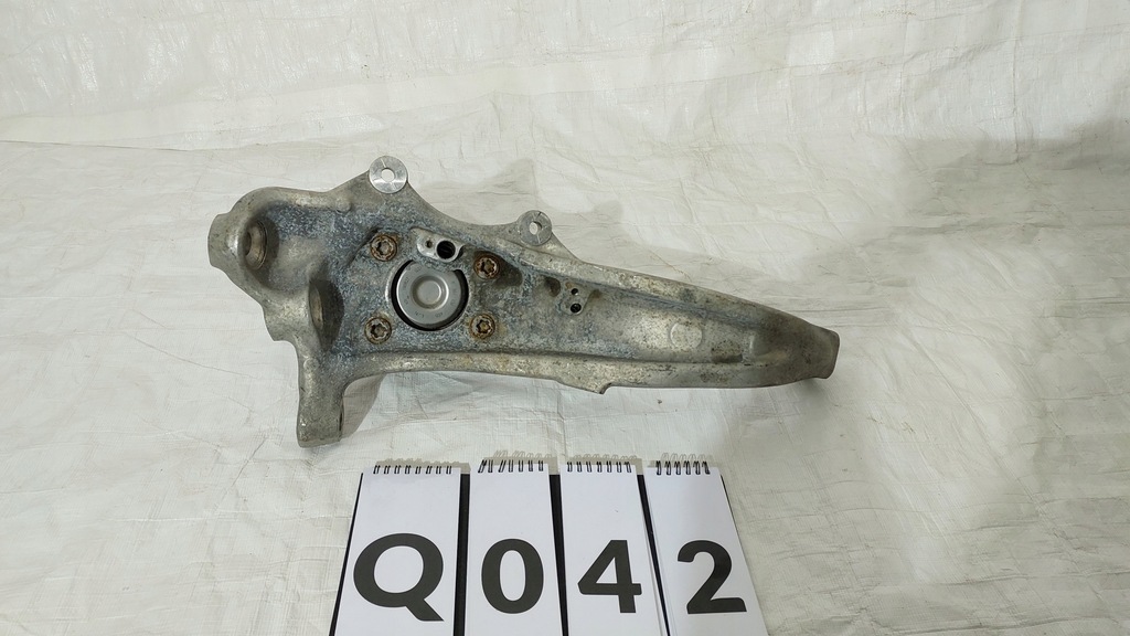 фото №12, Bmw оригинальный номер 6884377 поворотный кулак jak