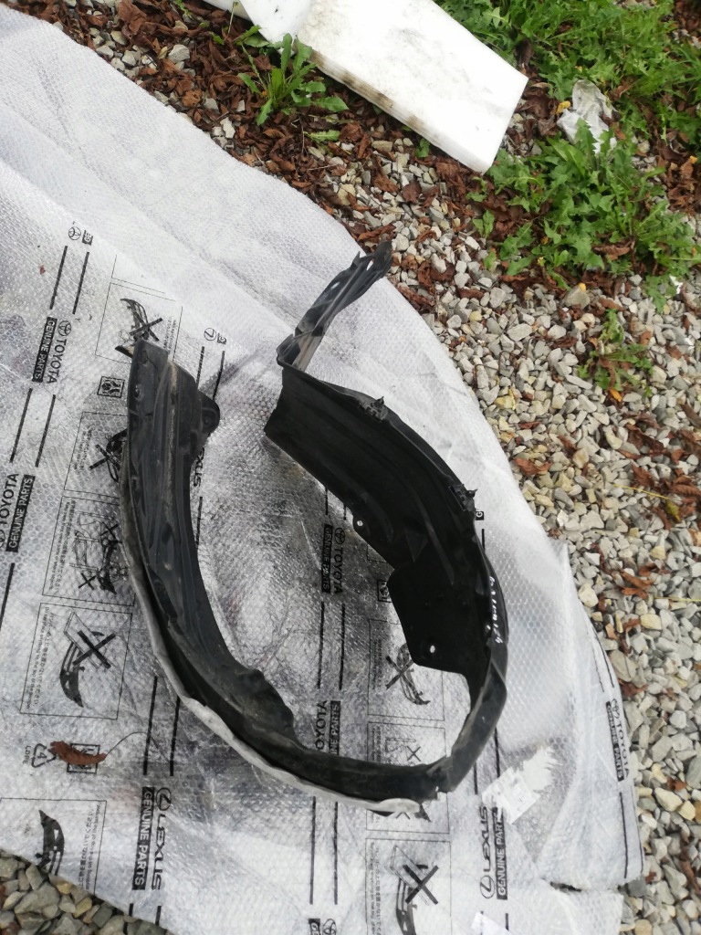 фото №11, Corolla e21 hb kombi подкрылок левый перед + клипсы 18-24 53876-02630