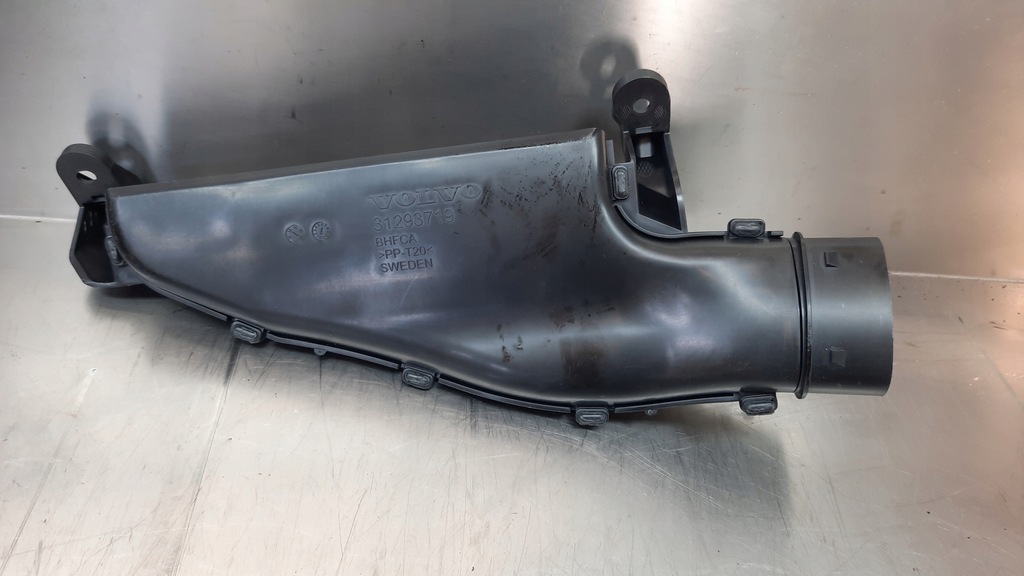 фото №1, Труба повітрозабірник повітря volvo v40 ii 2.0 d 31293719