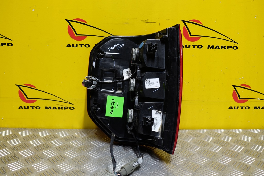 фото №9, Ford maverick 2022- лампа задняя правая задняя usa