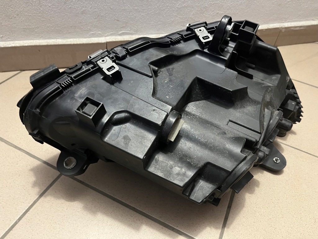 фото №15, Mercedes c klasa w205 a205 лампа передняя перед левая