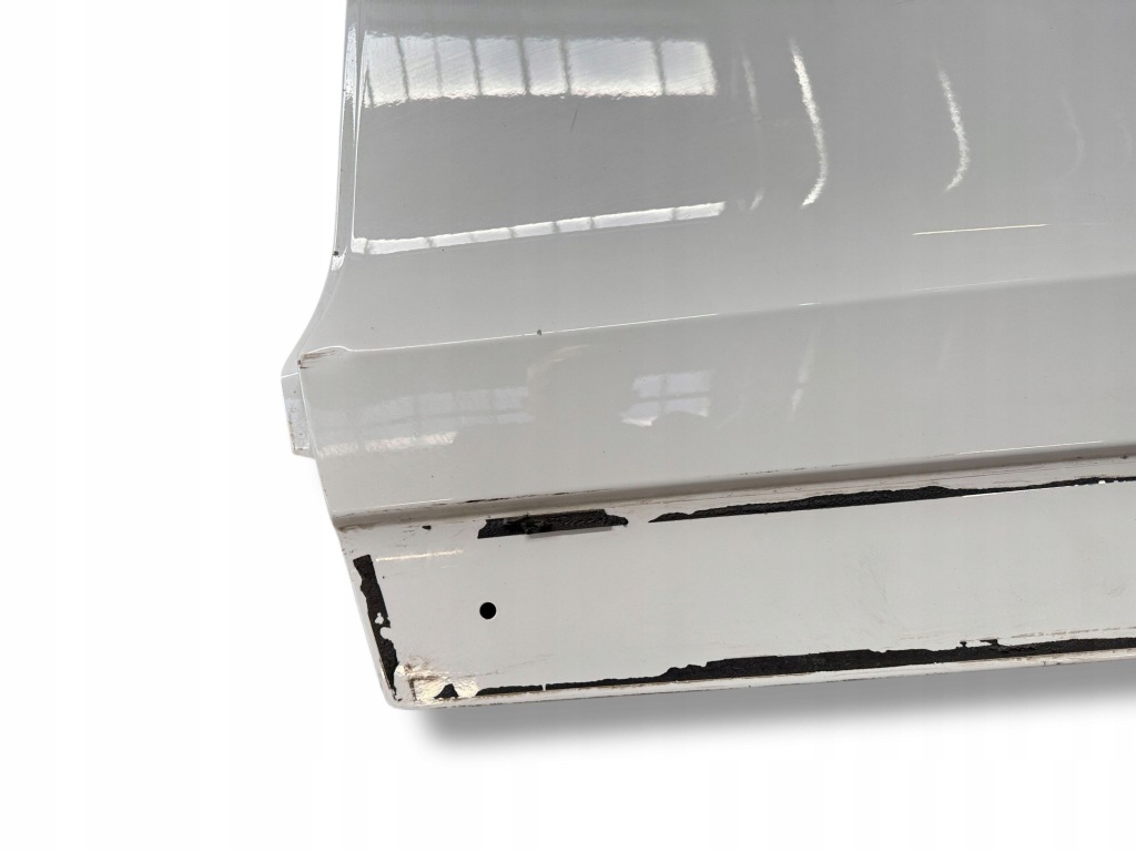 Audi e-tron gt 2022 задняя сторона левая дверь задняя Оригинал