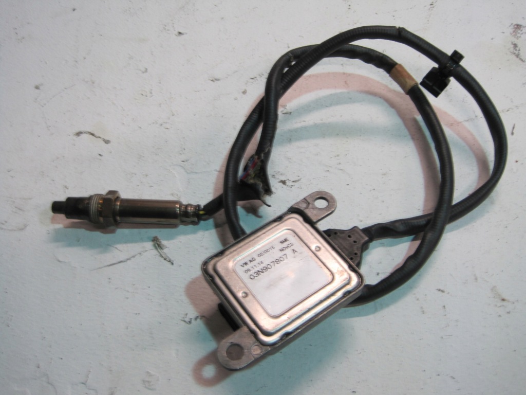 фото №1, Датчик nox vw passat b8 03n907807a