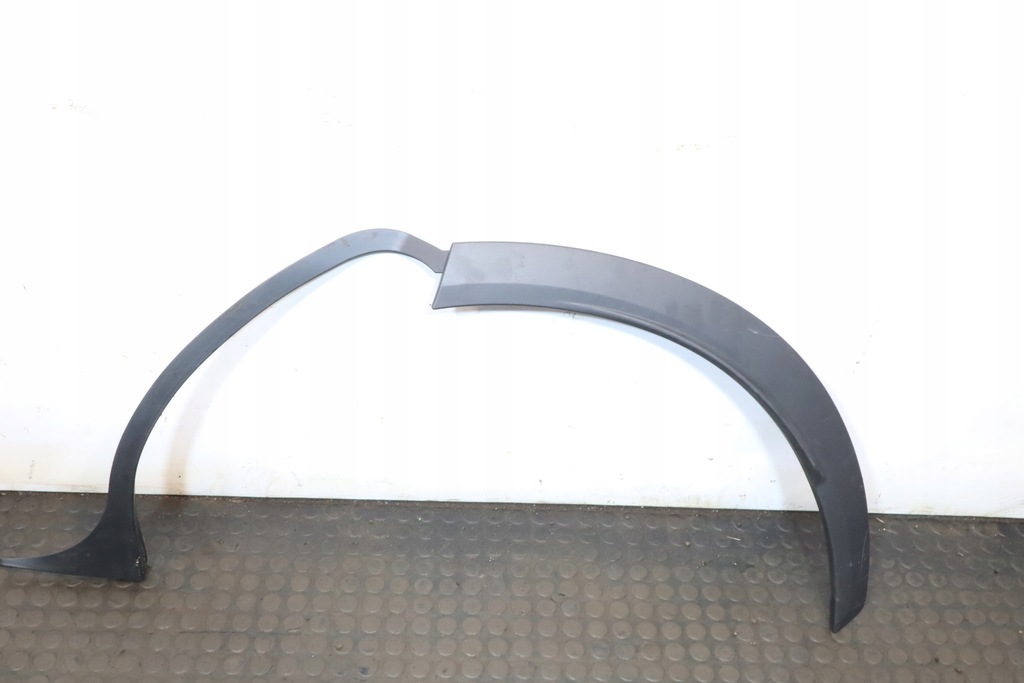 фото №5, Молдинг крила ліва lexus lbx