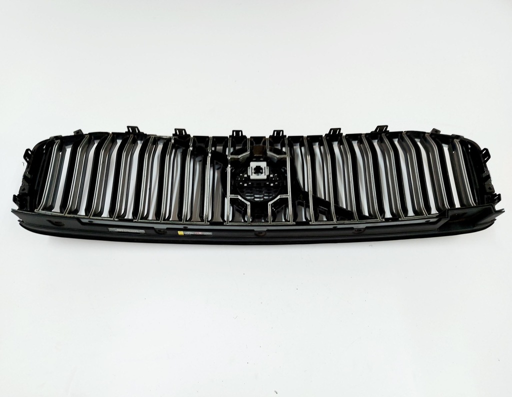 фото №9, Volvo xc40 19r. решётка радиатора решётка радиатора бампера inscription камера 31479417