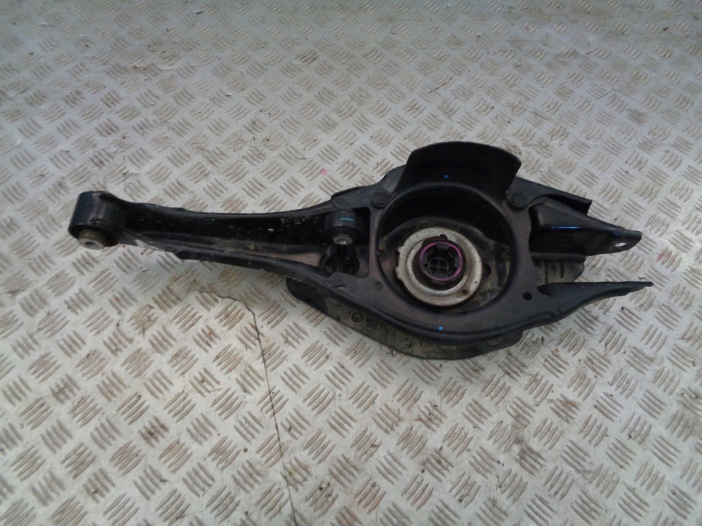 фото №1, Vw atlas cross 2022 рычаг правый задняя задний