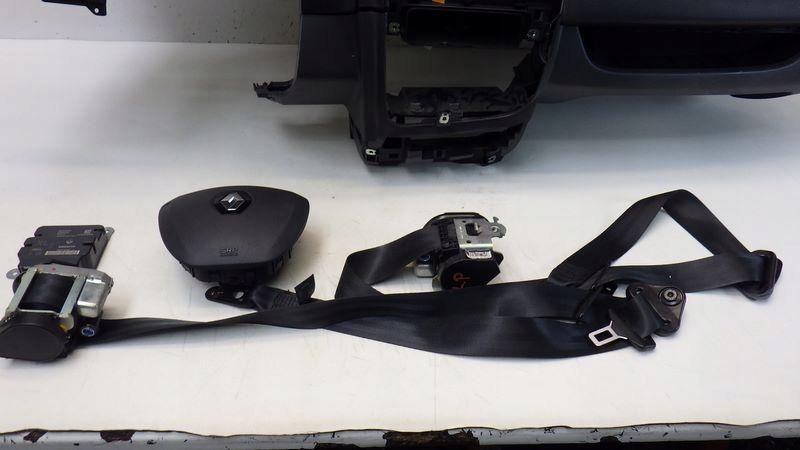 фото №2, Панель приладів консоль подушка подушка безпеки водія пасажира renault clio iv 4