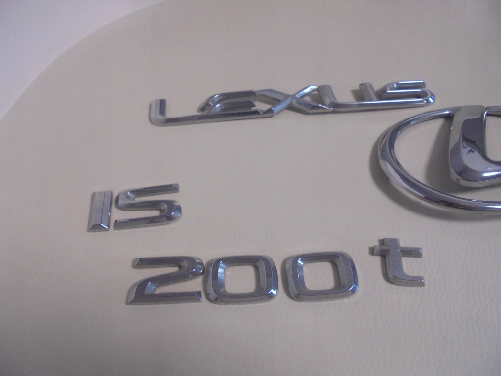 фото №2, Lexus is 200t logo емблема
