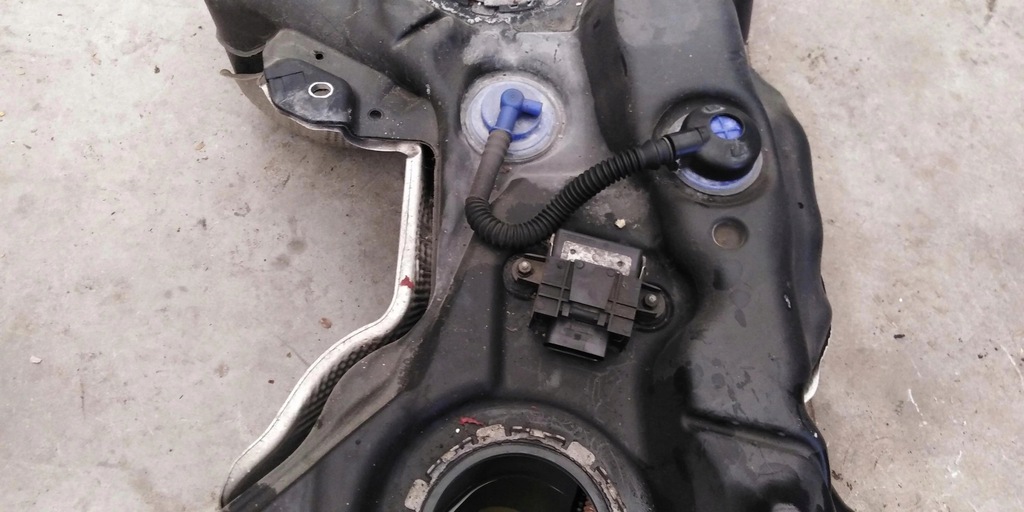 фото №7, Audi q3 8u 2.0 tdi бак bak пального 5n0201085k