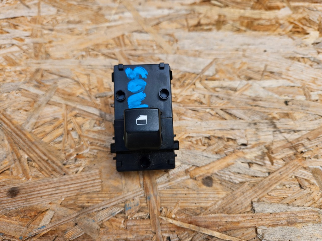 фото №1, Кнопка скло лівий задня kia ceed iii 17-22 hb