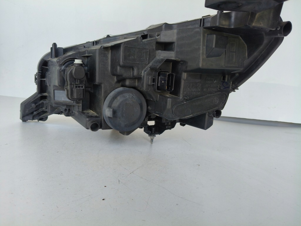 фото №6, Лампа правая фара peugeot 208 ii 19- full led