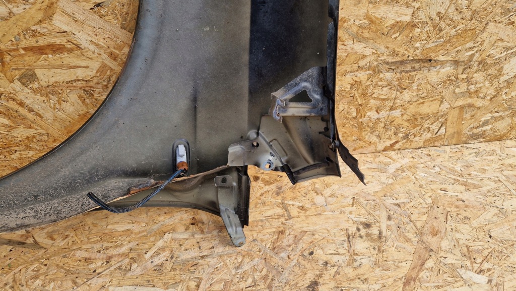 фото №9, Fiat grande punto крила перед передній правий kod lak. 891/b