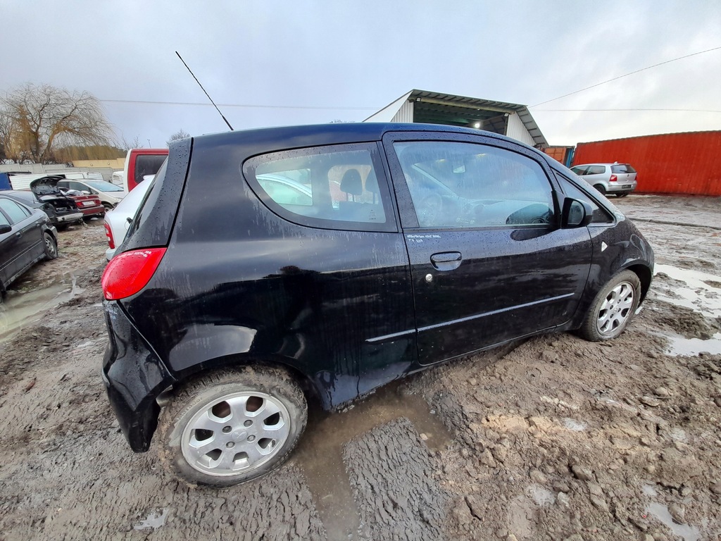 фото №9, Mitsubishi colt vi лампа правий задня права задня з кришки w кришка кришка багажника