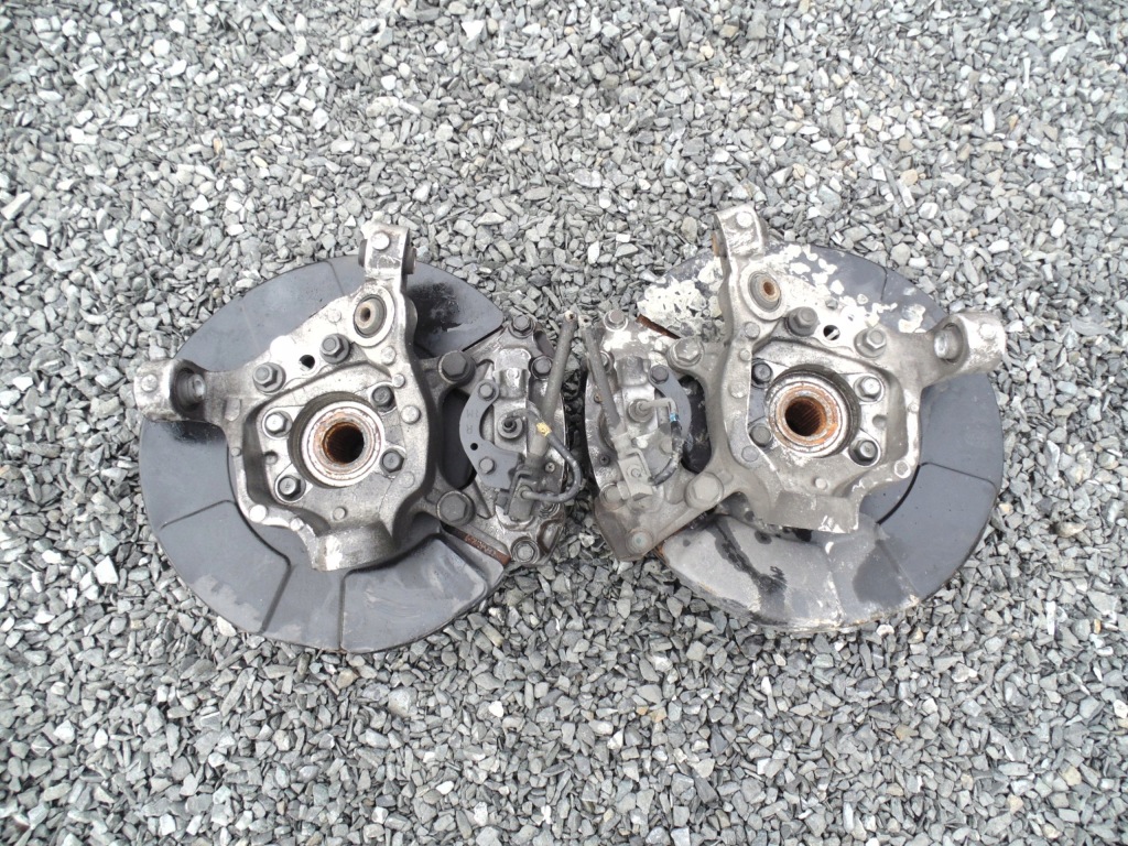 фото №1, Поворотный кулак задняя правая левая infiniti fx30 fx30d 13r