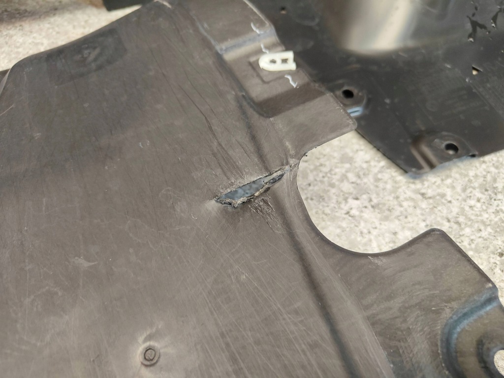 Підкрилок правий перед праве bmw x6 g06 m набір 7427508 7427506 8092242 Доставка