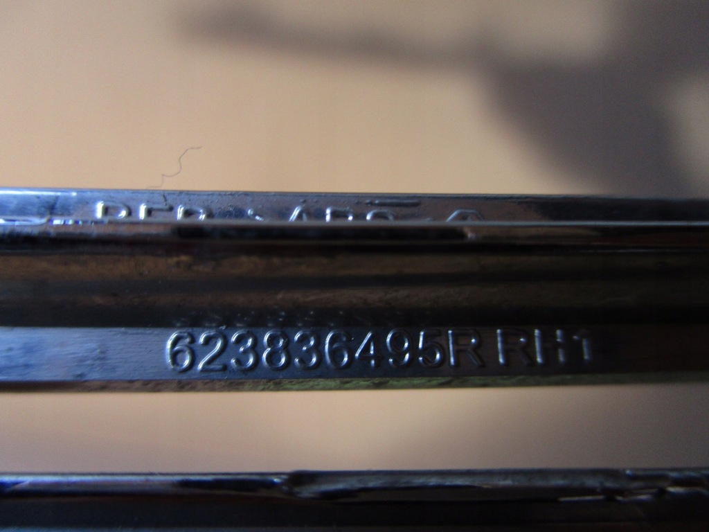 фото №4, Молдинг хром решітка решітка права renault megane iv