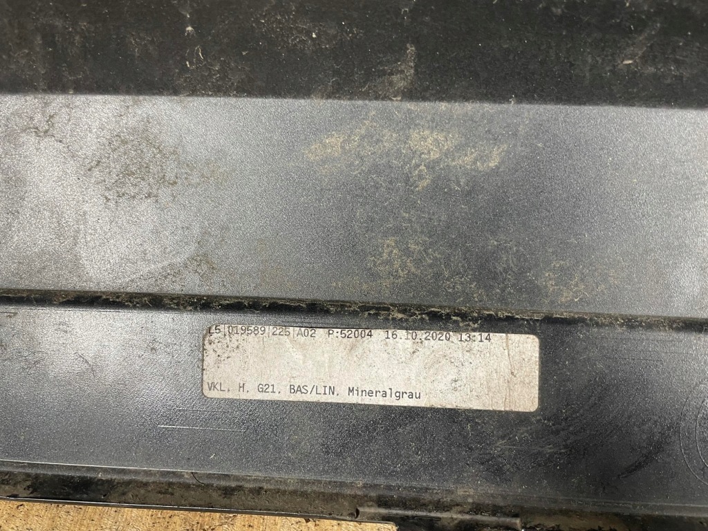 Бампер задній задній bmw 3 g21 kombi 2018- повний Зі Шроту