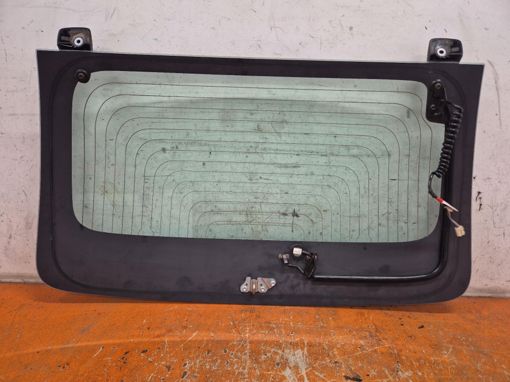 Купити Peugeot 107 05-08 hb 5d скло задня задній