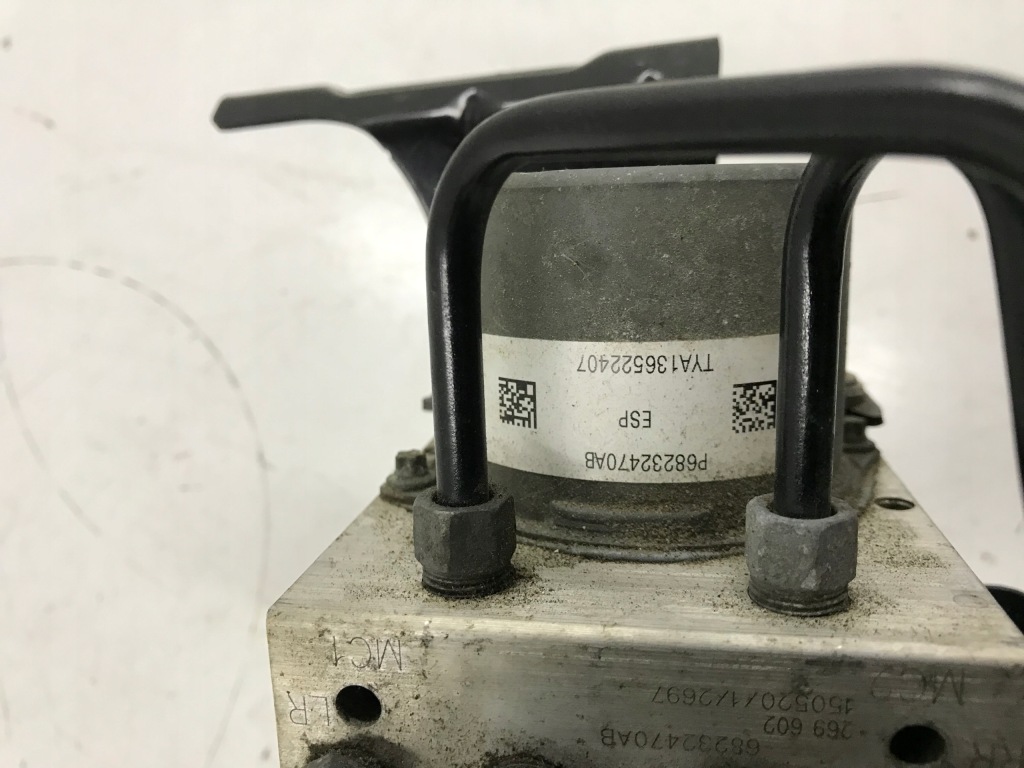 фото №3, Chrysler 200 2015+ насос abs